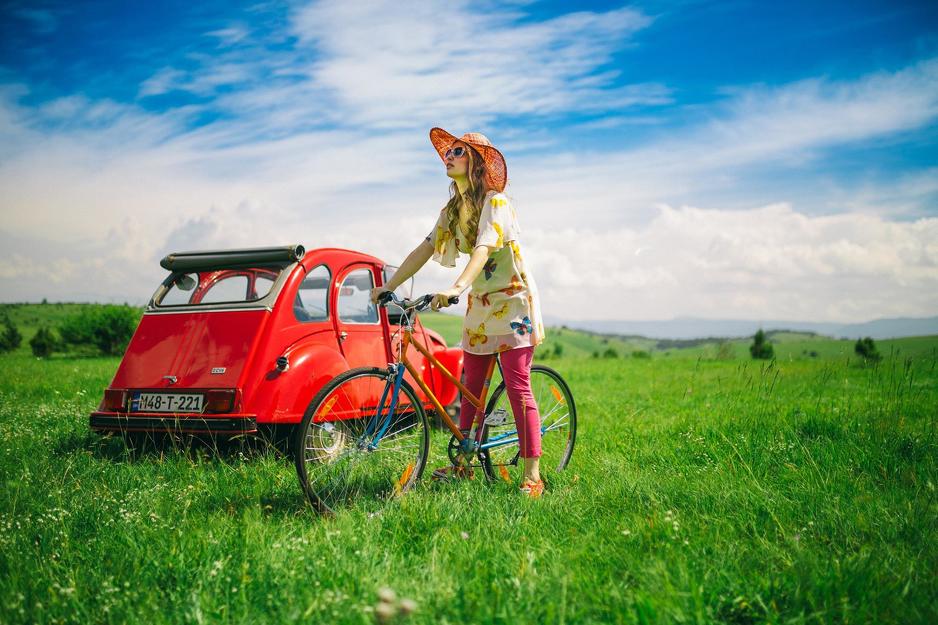 Billy Andol objavio spot za pjesmu “Indija”