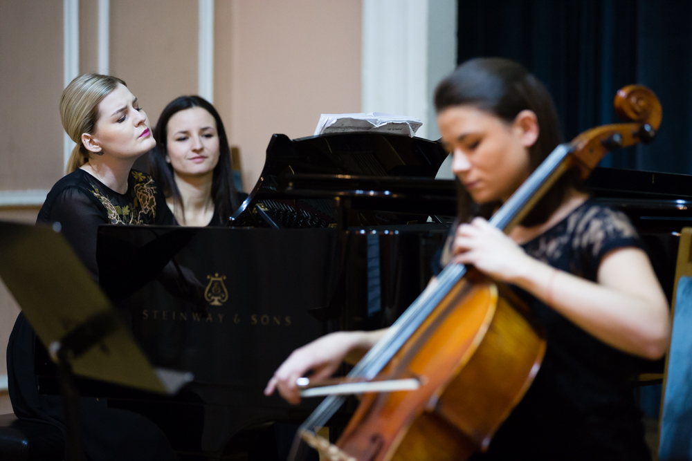 Tri koncertne večeri odabranog repertoara!