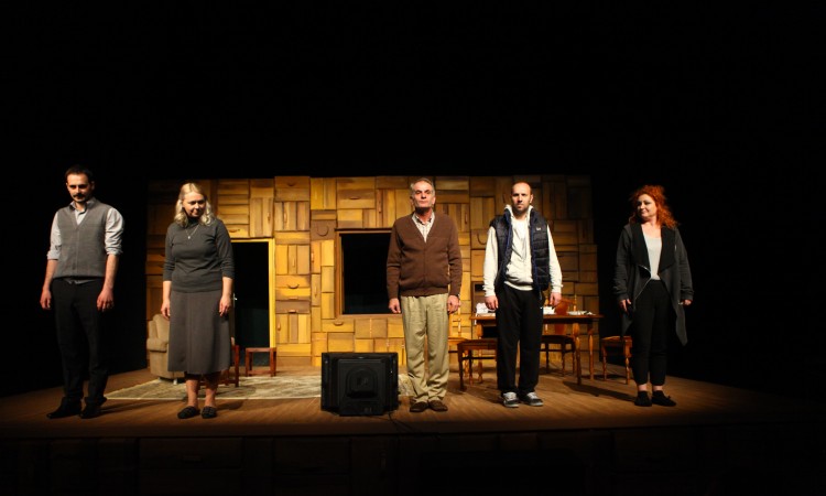 Predstava „DRANG NACH WESTEN“ na sceni SARTR-A