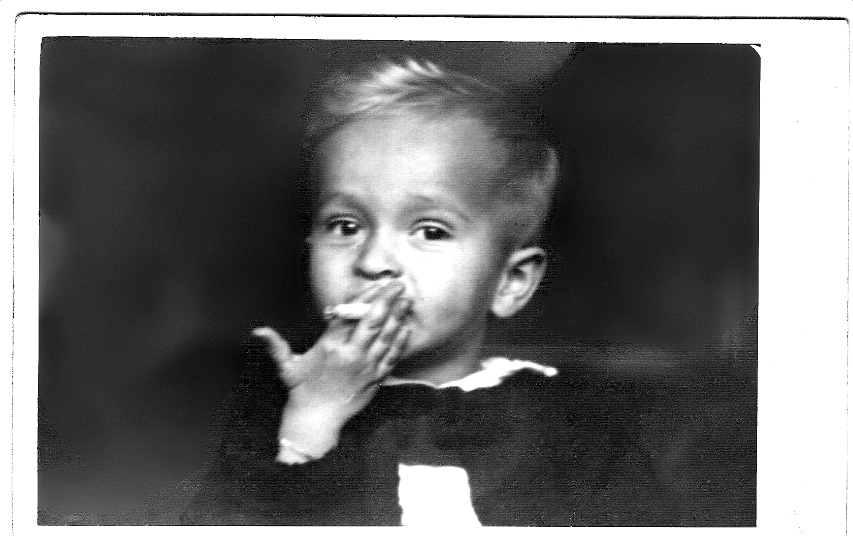 “Slikom pričam, pričom slikam” – Ismar Mujezinović u Zvonu