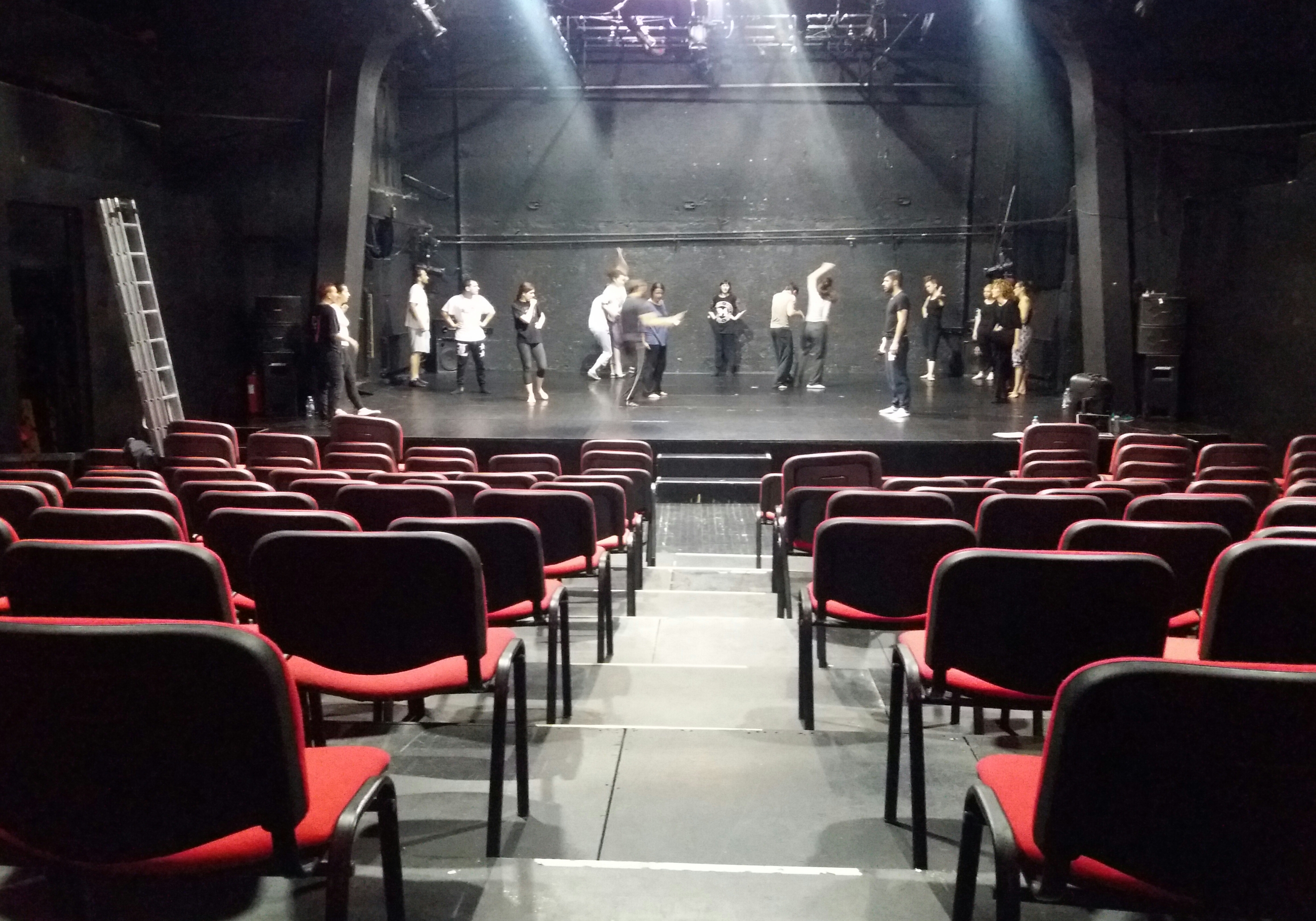 Prezentacija radionice “Uvod u savremeni ples i koreografiju”