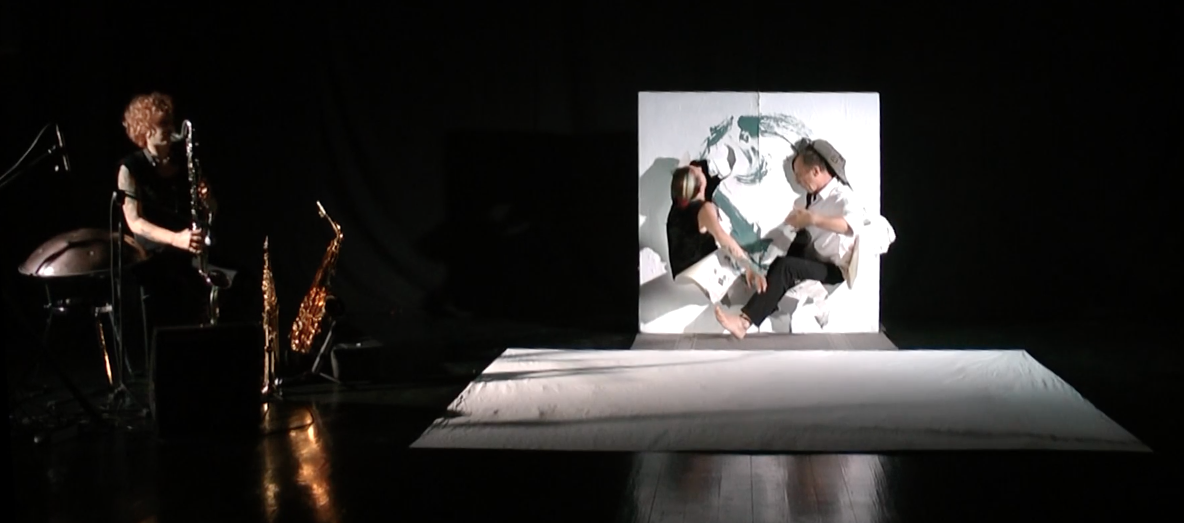 Spoj plesa, likovne umjetnosti i improvizirane muzike u SARTR-u