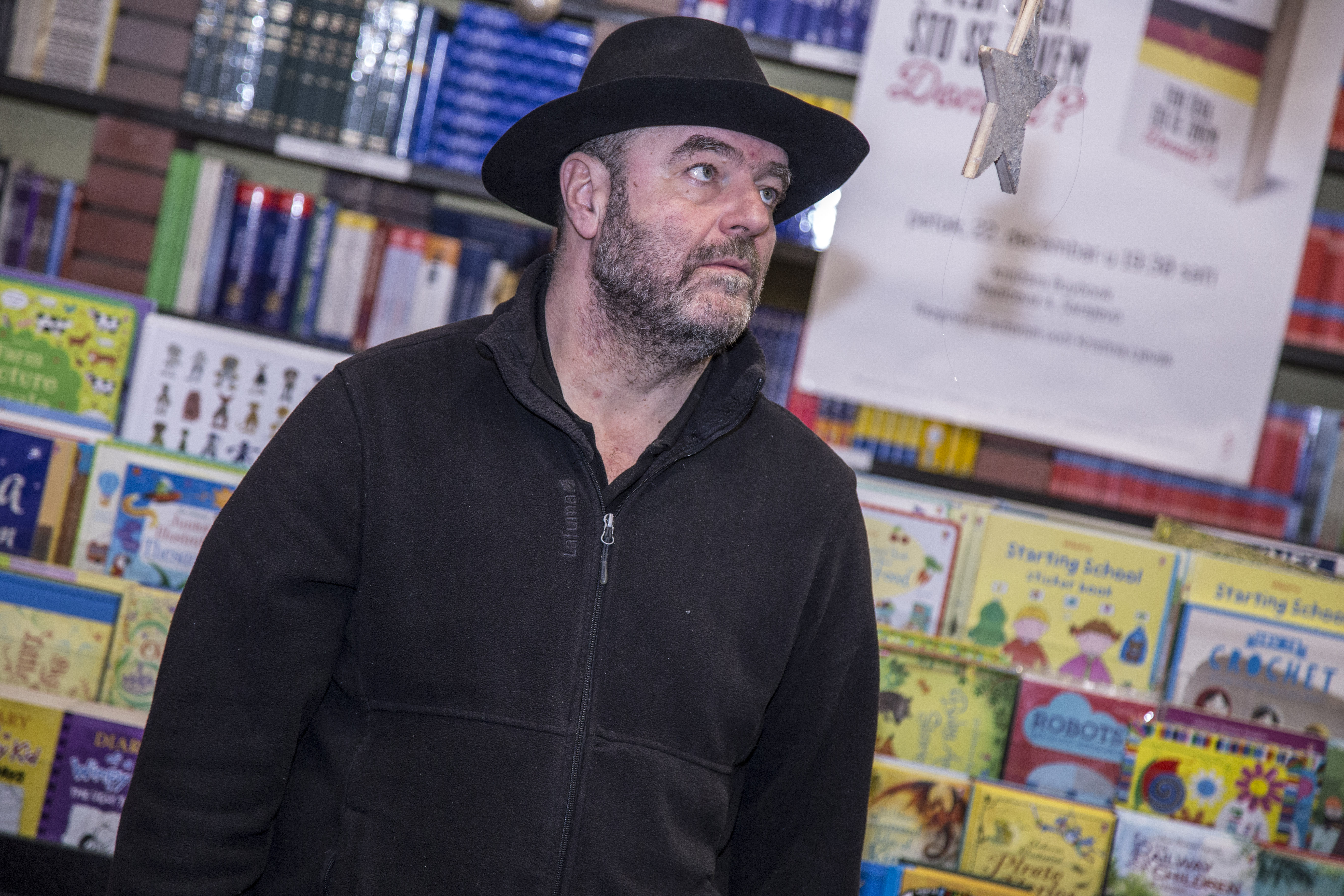 Predstavljen roman “Tebi šega što se zovem Donald?” Ahmeda Burića