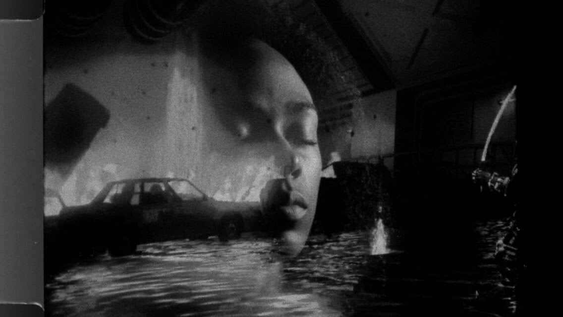 Extra muros, takmičarski program 13. Pravo Ljudski Film Festivala