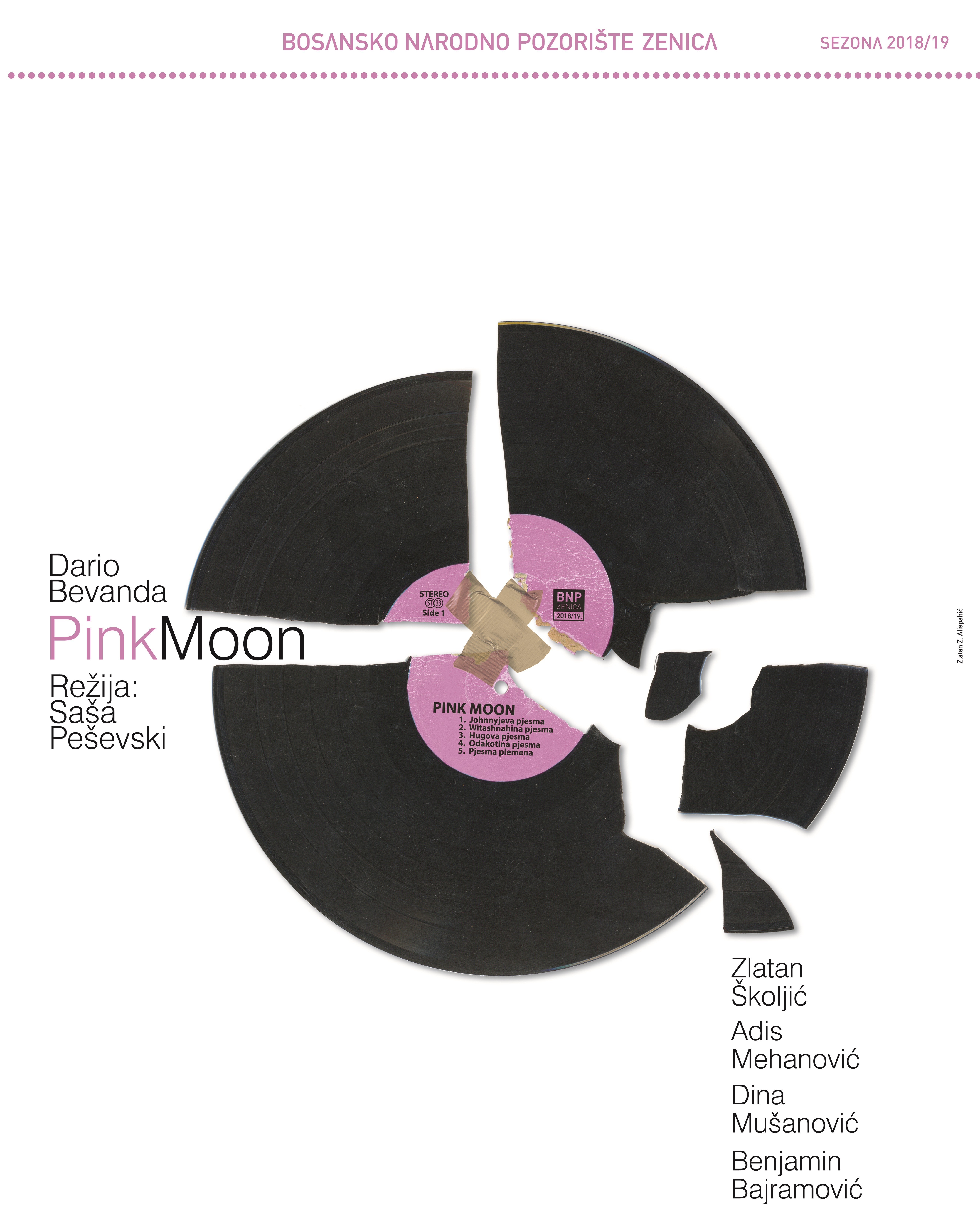 Predstava Pink Moon na sceni SARTR-a