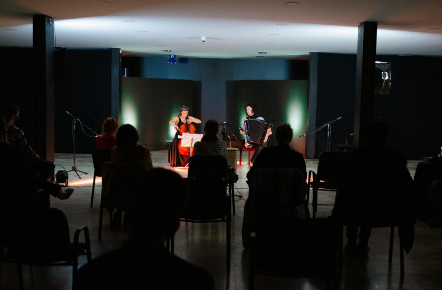 Snimak koncerta dua 2B (Belma Alić i Belma Šarančić)