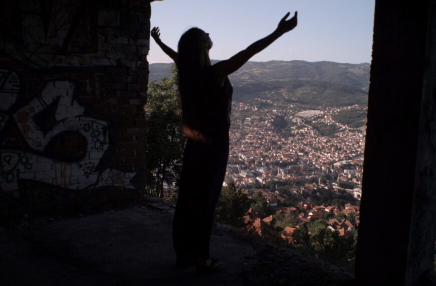 Večeras u 21 sat emitovanje plesno-dokumentarnog filma Sarajevo-Femme Fatale