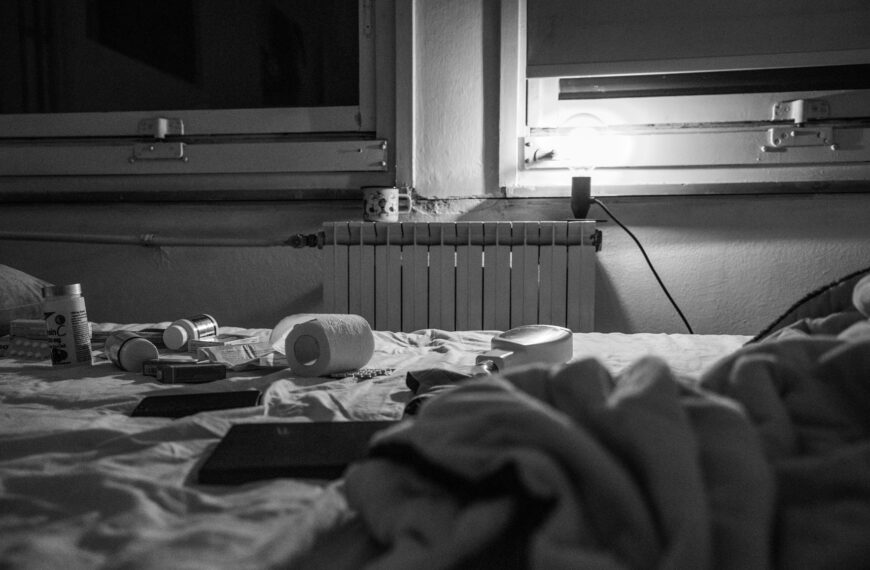 Izložba “MALO MRAČNO DOBA” Ismara Žalice u galeriji ULUPUBiH