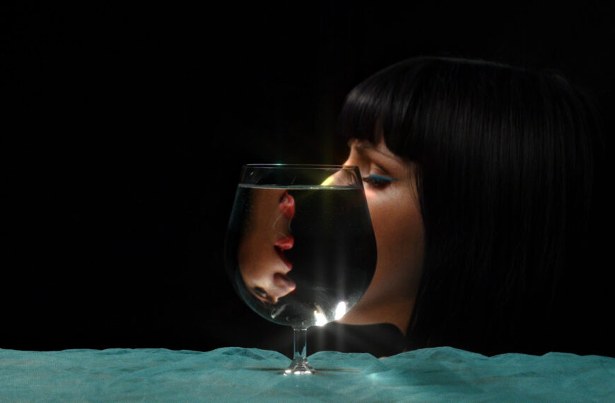 Progovaranje o problemu koji se zanemaruje: Muha objavila novi singl “Oblik”